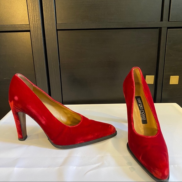SERGIO ROSSI vintage red velvet heels - Picture 3 of 12